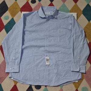 Calvin Klein Men’s Light Blue Long-Sleeve Dress Shirt